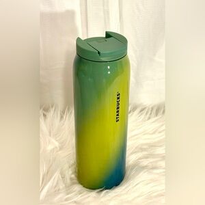 Starbucks Winter Gradient Tumbler 16 oz - Winter 2023 Collection (Green).